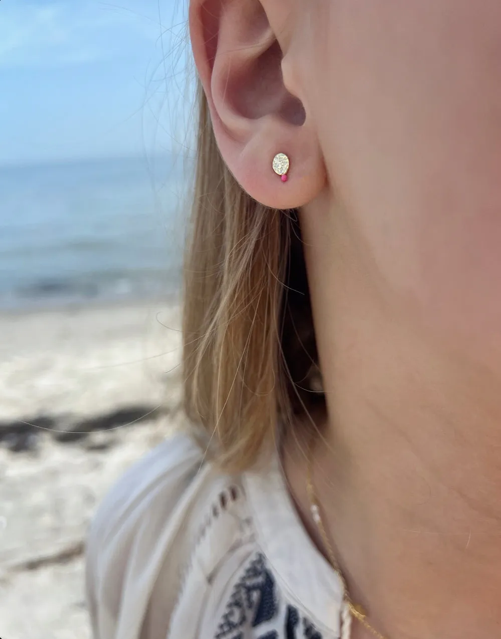 Wioga Boheme E-8601 studs forgylt rosa 0,7 cm