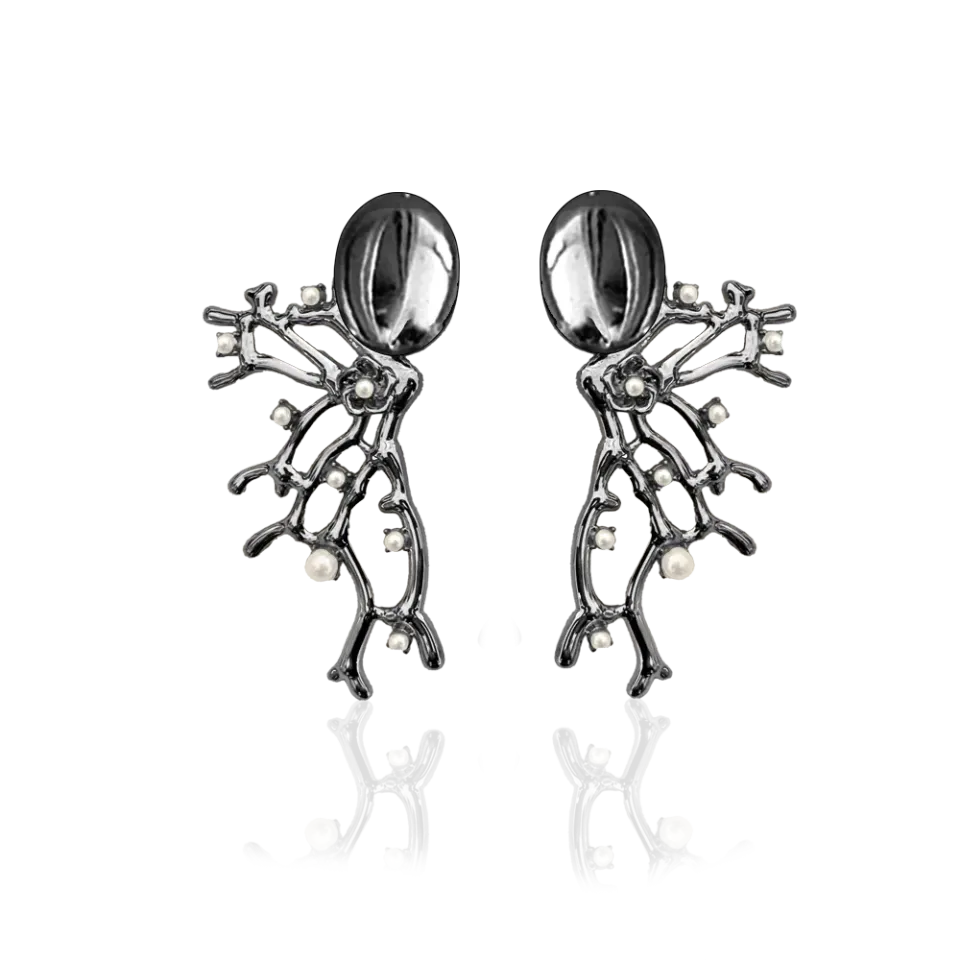 IOAKU Opal Branch øredobber rhodium 4,5 cm sort