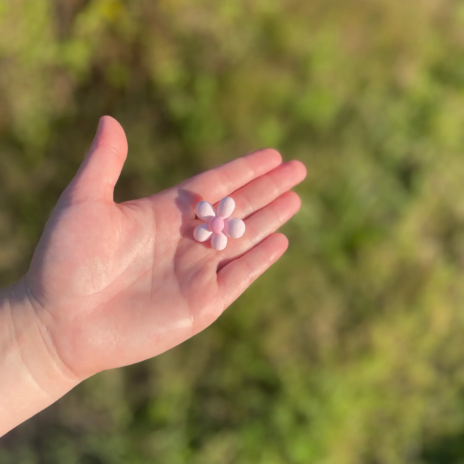 MiniKitty Flower Croc Charms blomst liten hvit