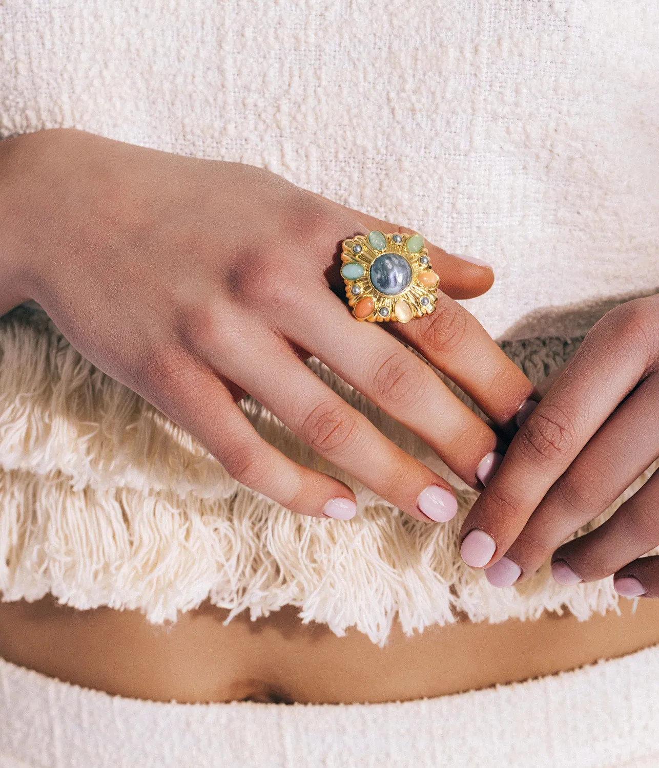 Loren Hope Davis ring multi pastell justerbar