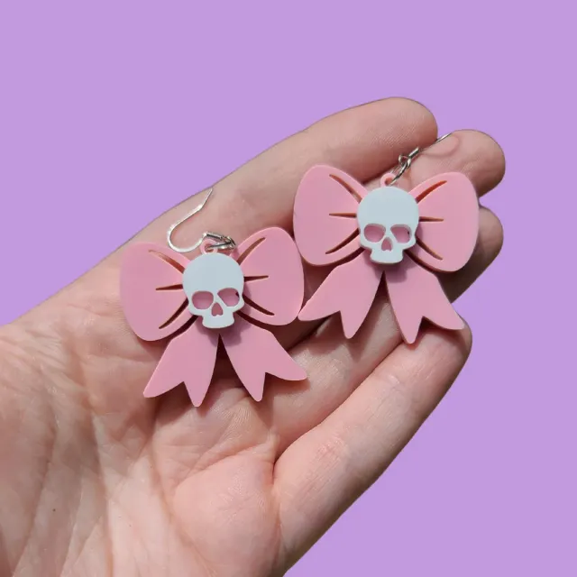 MiniKitty Bow Skull øredobber gull akryl