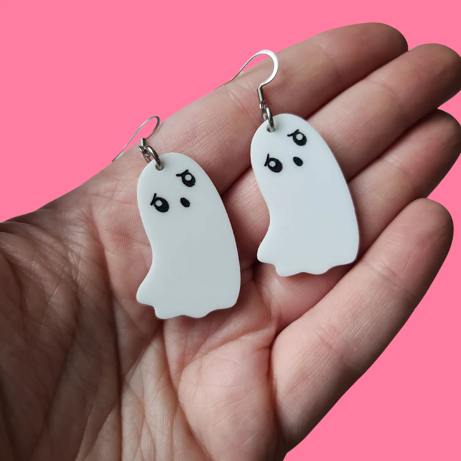 MiniKitty Scared Ghost øredobber gull akryl