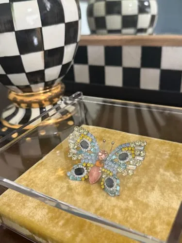 Loren Hope Small Butterfly brosje lys safir