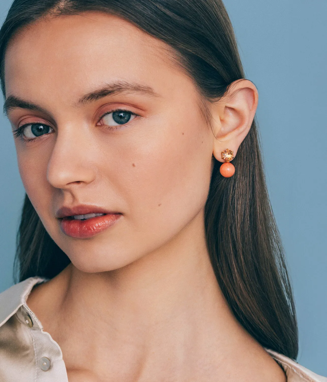 Loren Hope Sabine Studs øredobber korall forgylt