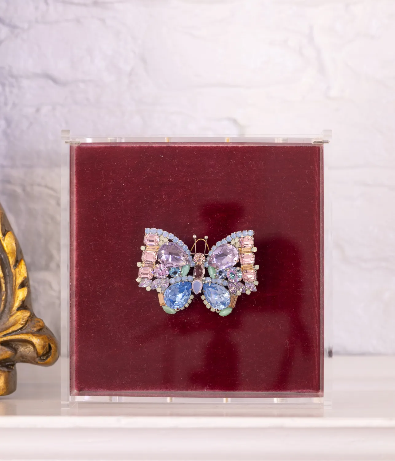Loren Hope Medium Butterfly brosje light rose unika