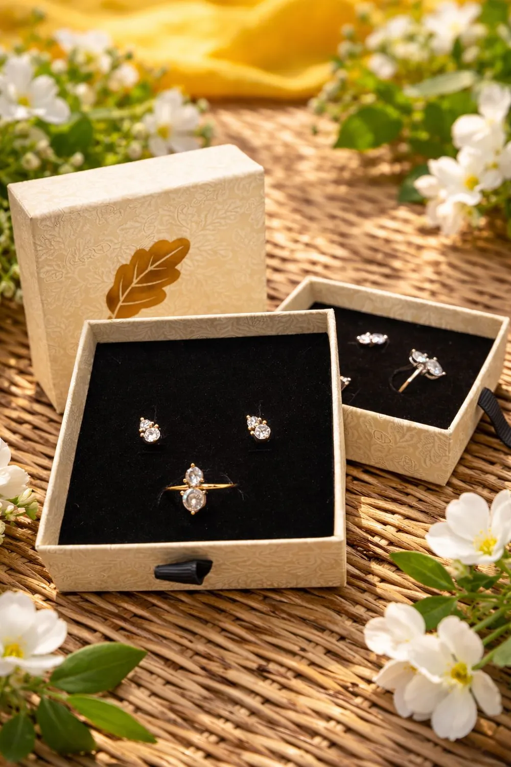 IOAKU Ophelia justerbar ring gull stable-ring messing