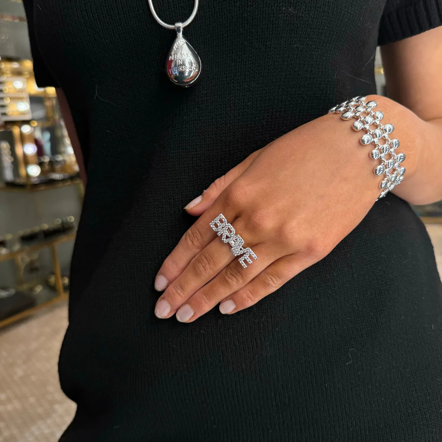 IOAKU Statement Sparkle BRAVE ring gull justerbar