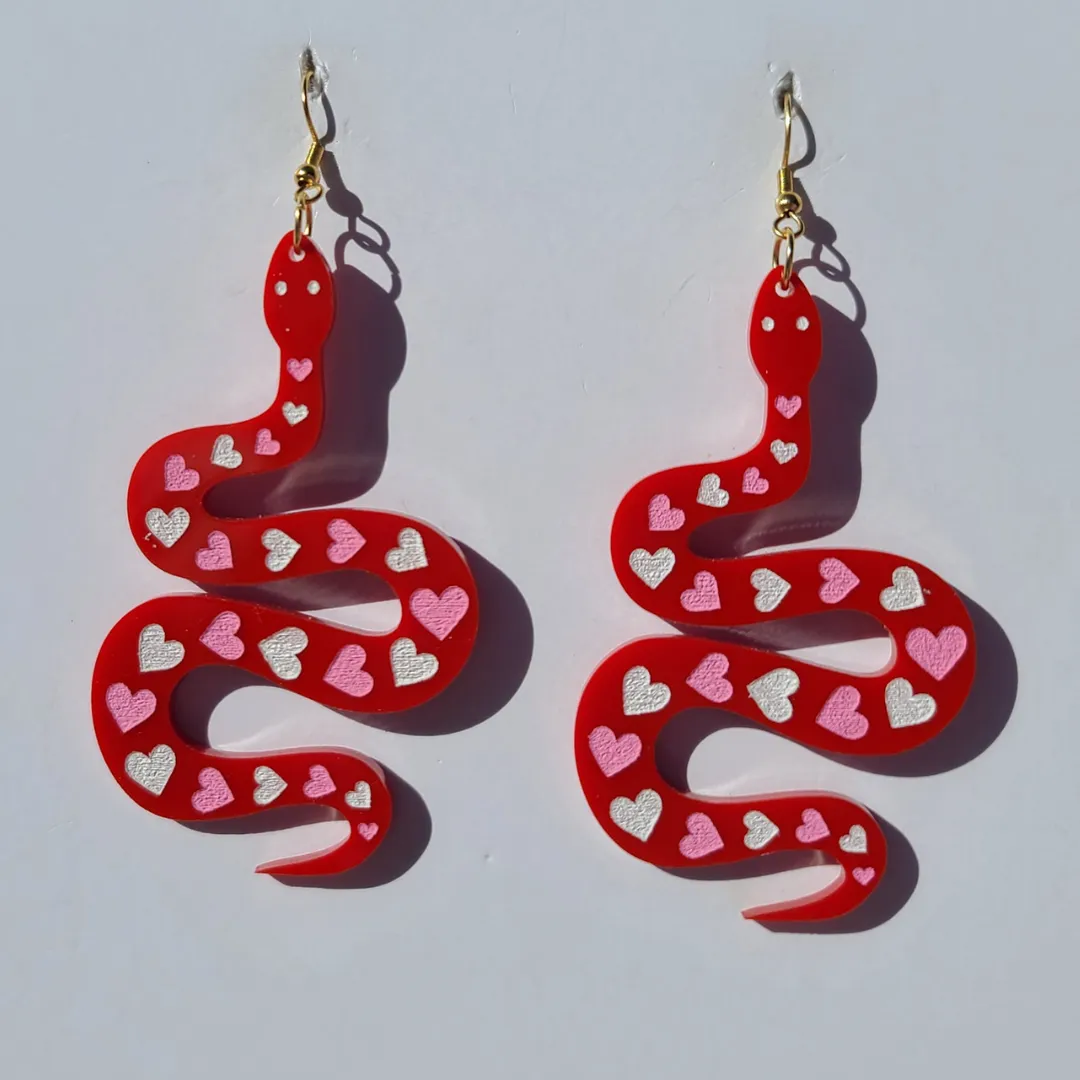 MiniKitty Love Snakes Valentine's Day øredobber hjerte