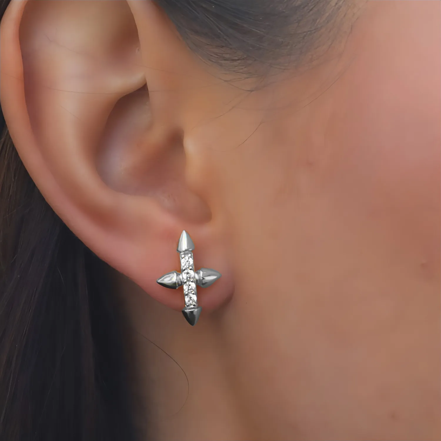 IOAKU Eternal Faith stud øredobber gull nikkelfri