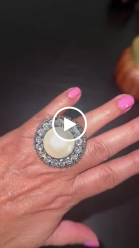 Loren Hope Evelina cocktailring pearl justerbar hematitt