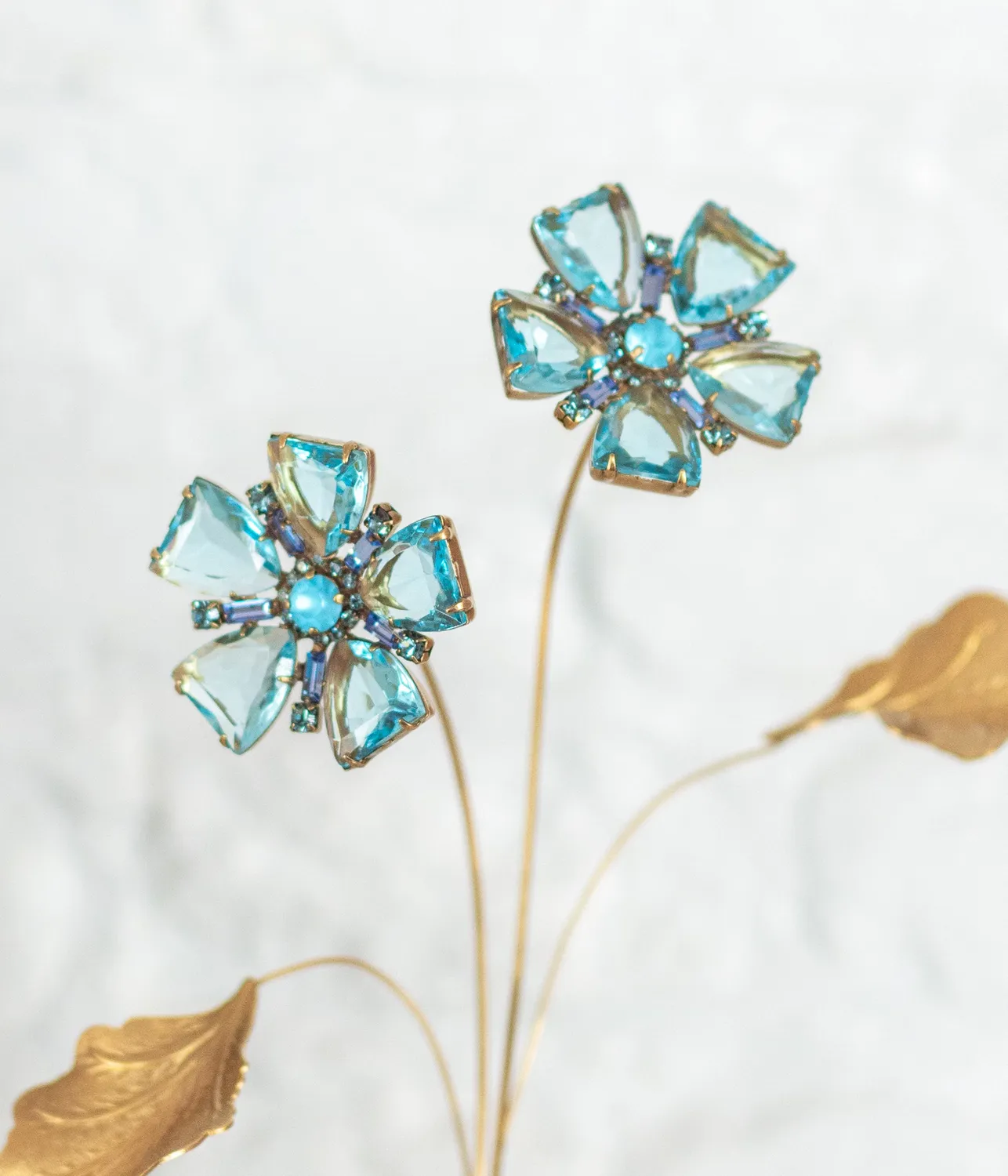 Loren Hope Blue Flax blomsterskulptur blå 19 cm