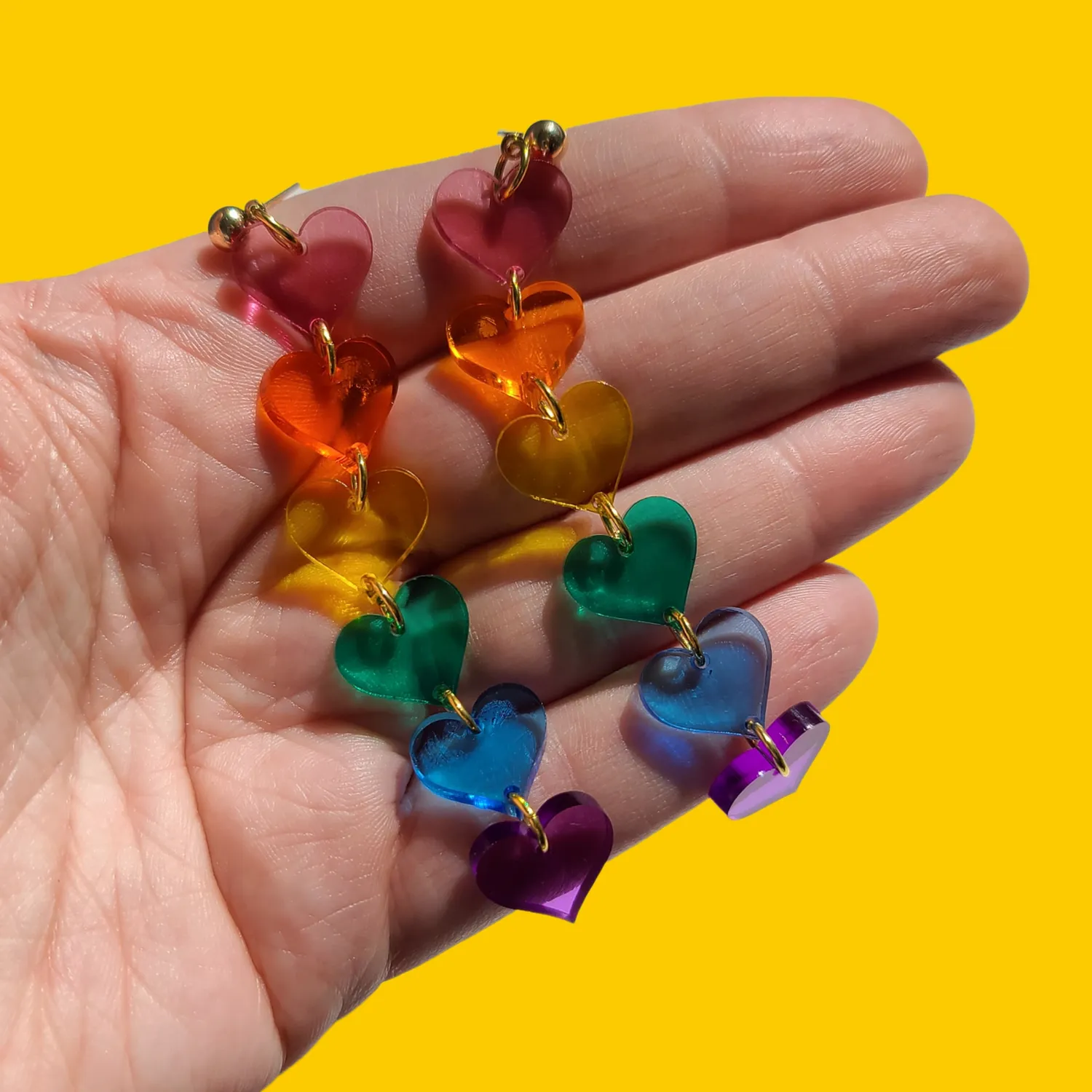 MiniKitty Rainbow Hearts Pride øredobber gjennomsiktig akryl