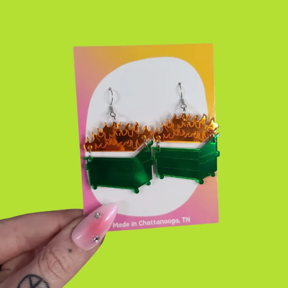 MiniKitty Dumpster Fire øredobber statement akryl