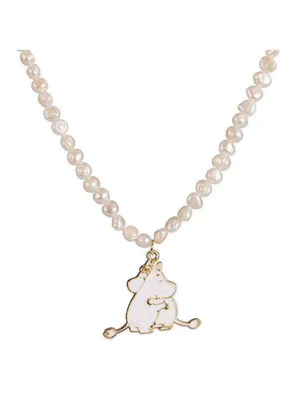 pfg Stockholm Moomin Pearl barnehalskjede Mummi klem