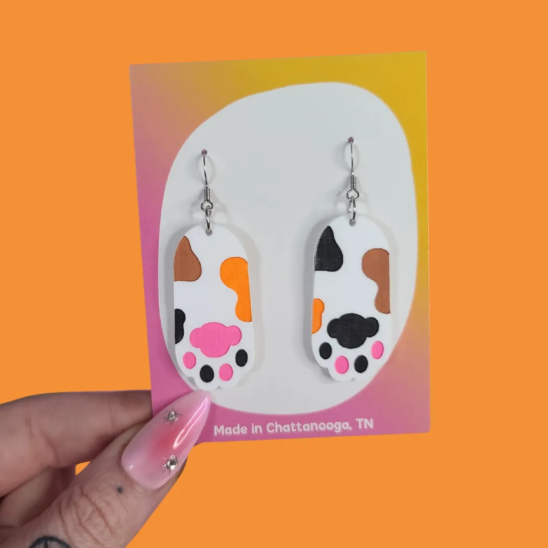MiniKitty Cat Paws Calico Kitty øredobber akryl