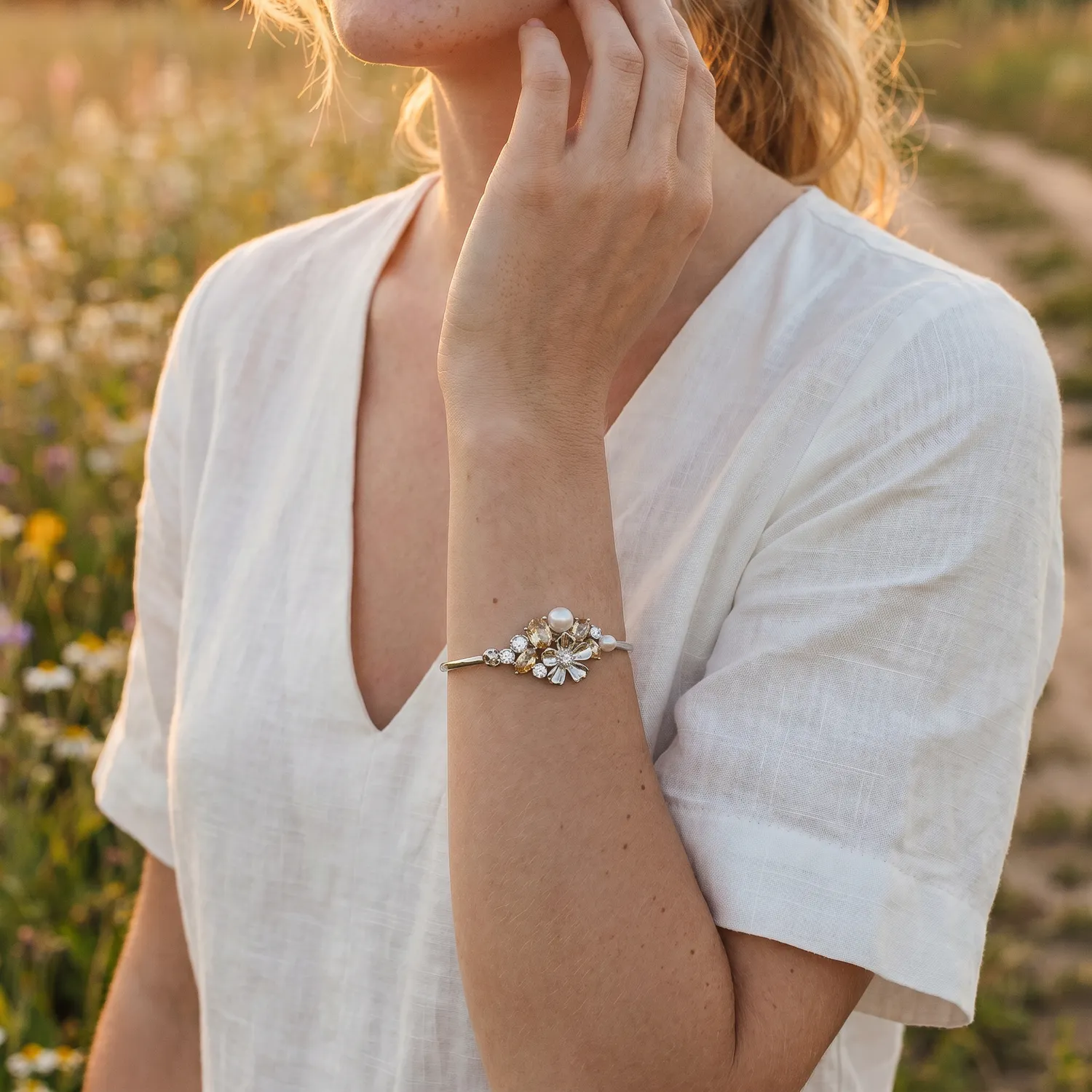 IOAKU La Fleur Sirène Garden cuff armbånd champagne