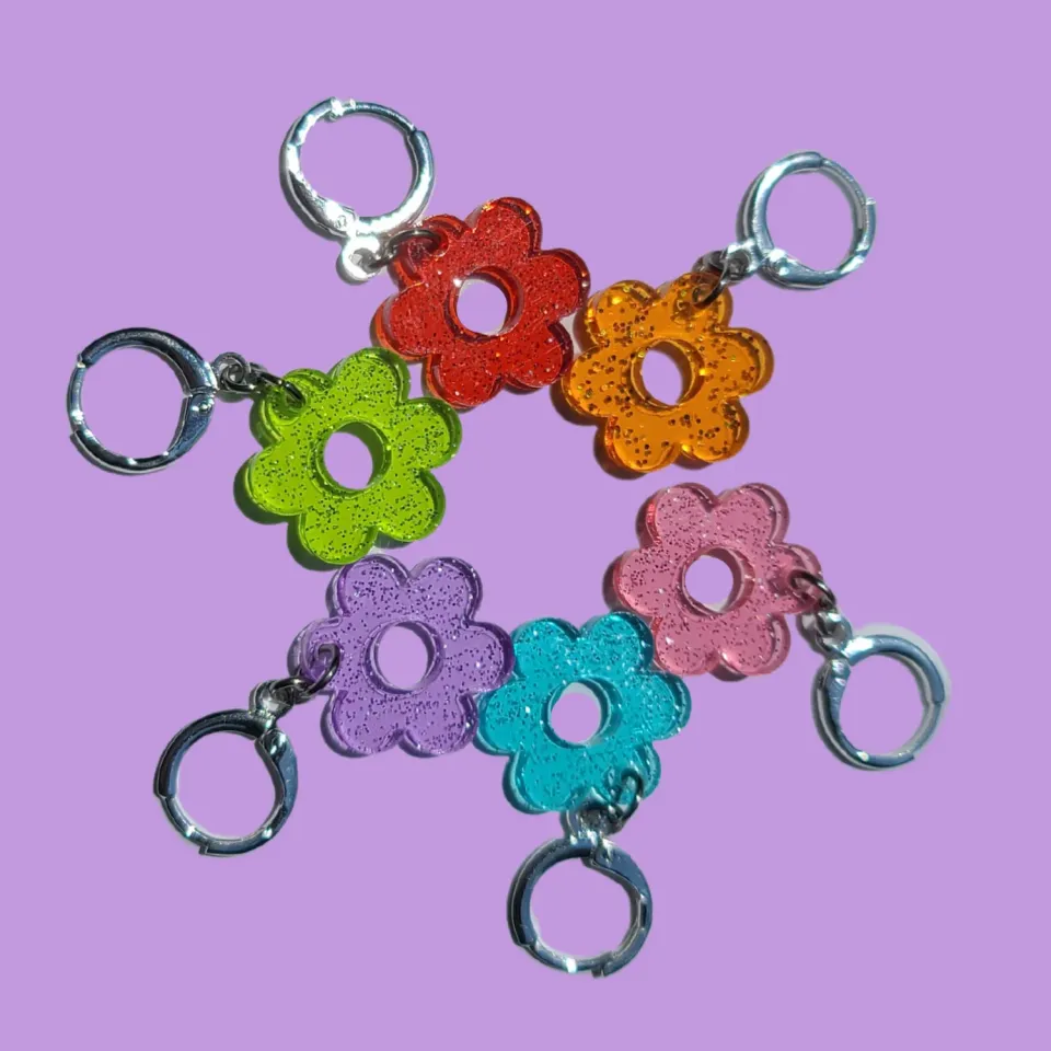 MiniKitty Glitter Jelly Daisies hoops regnbuemiks