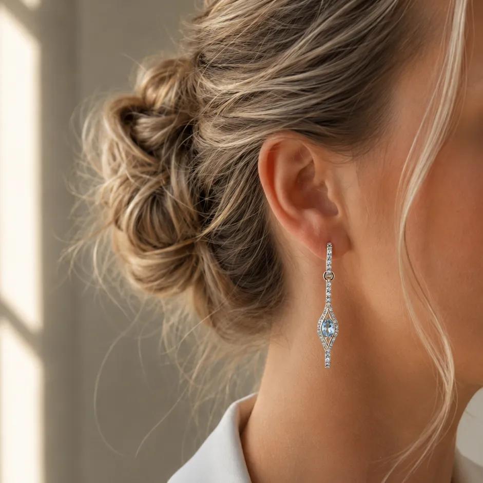 IOAKU Elecktra Sparkle Eye Hoop øredobber blå gull 5 cm