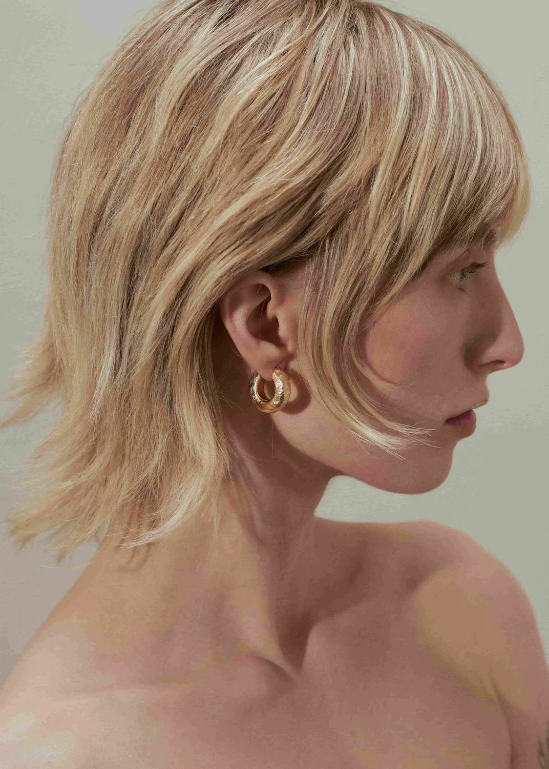 Wos Gunvor øredobber gull matte hoops