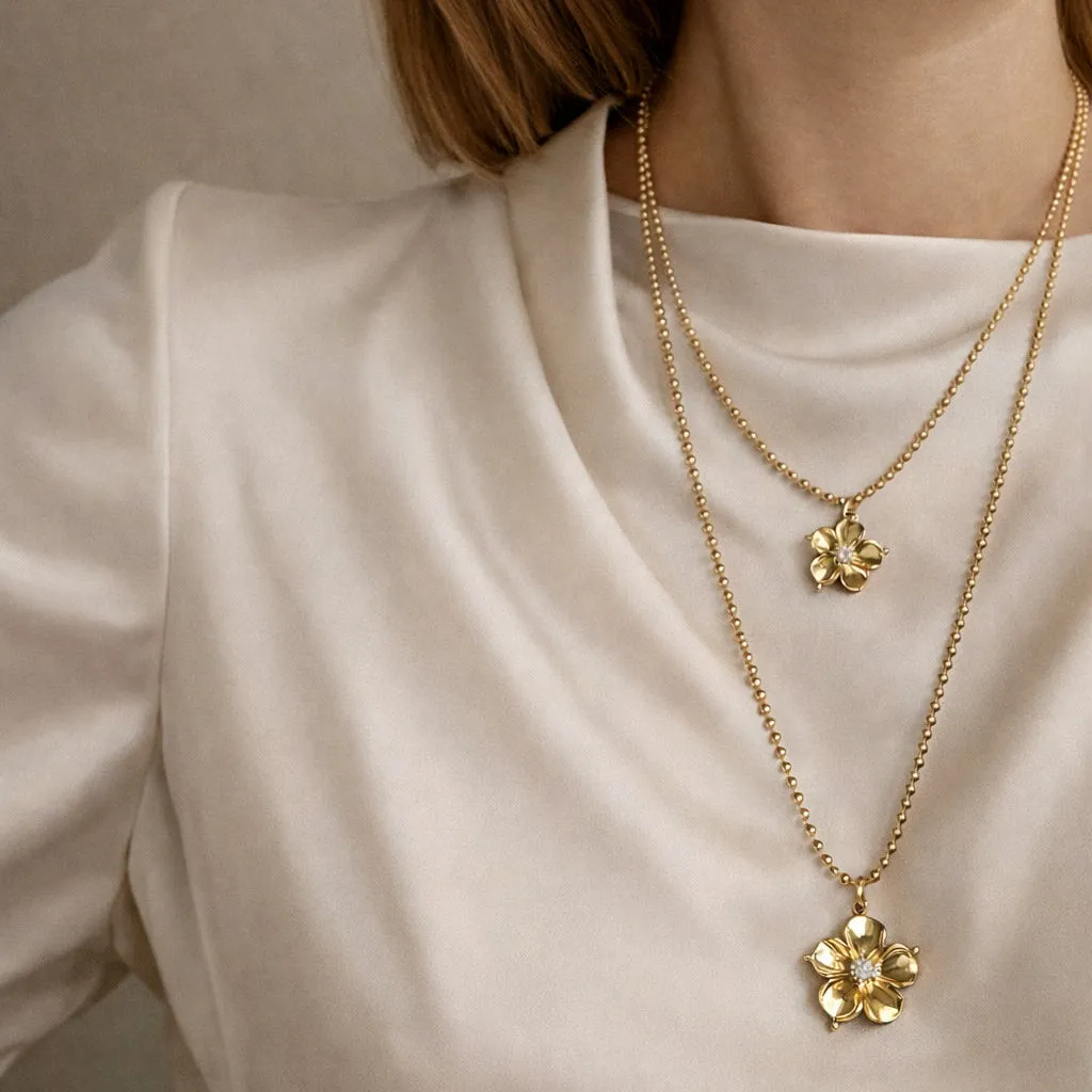 IOAKU La Fleur Double halskjede gull blomst