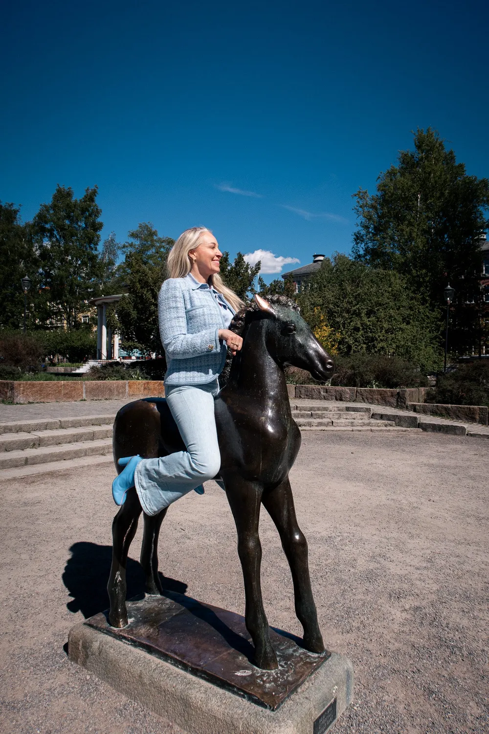 Janne Formoe Jetsetjakke jakke isblå ullblanding