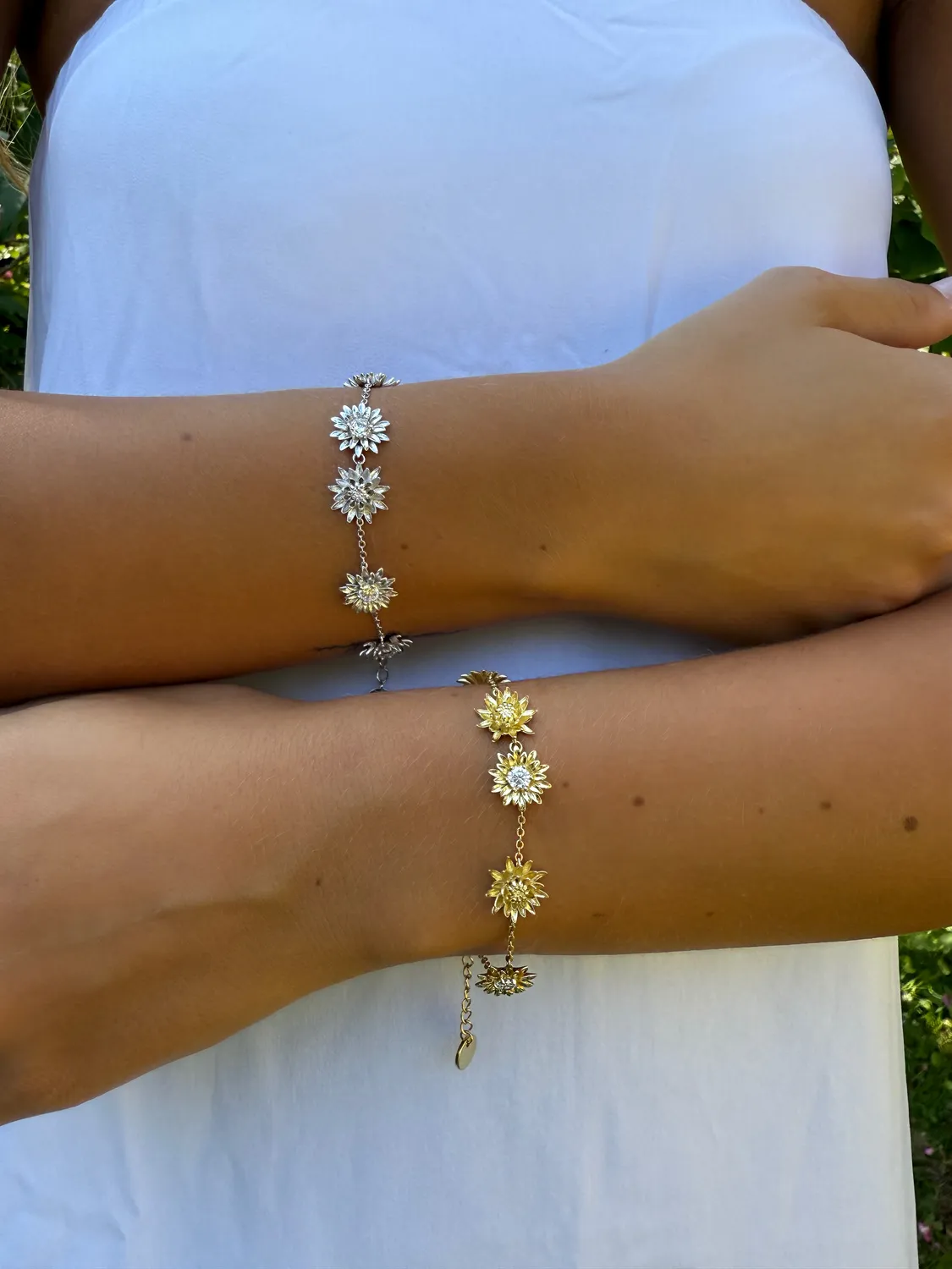 IOAKU Dahlia Waterlily armbånd gull 16+6 cm