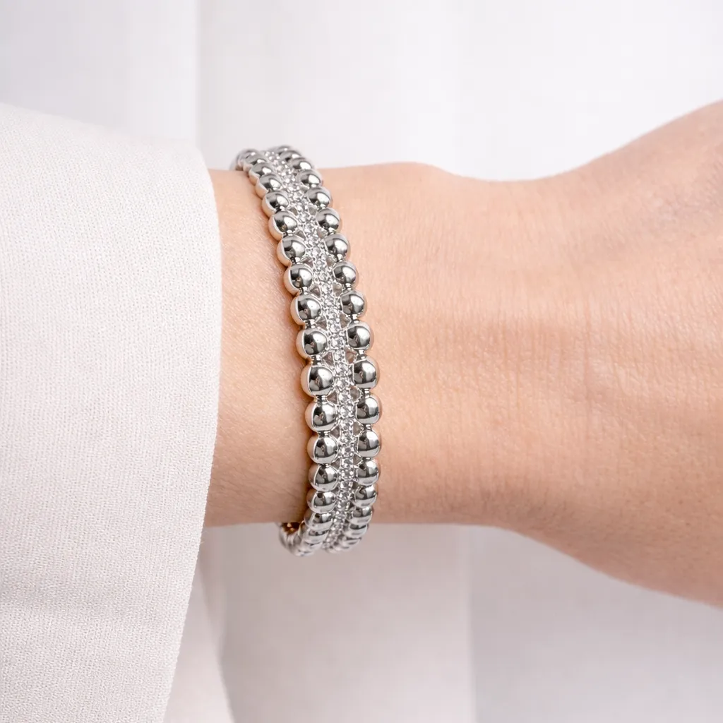IOAKU Bubble Pavé cuff armbånd gull krystaller
