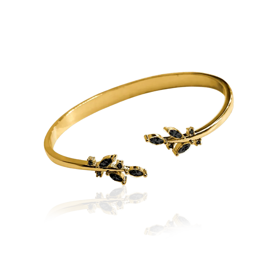 IOAKU Multi Wing Cuff armbånd svart justerbar