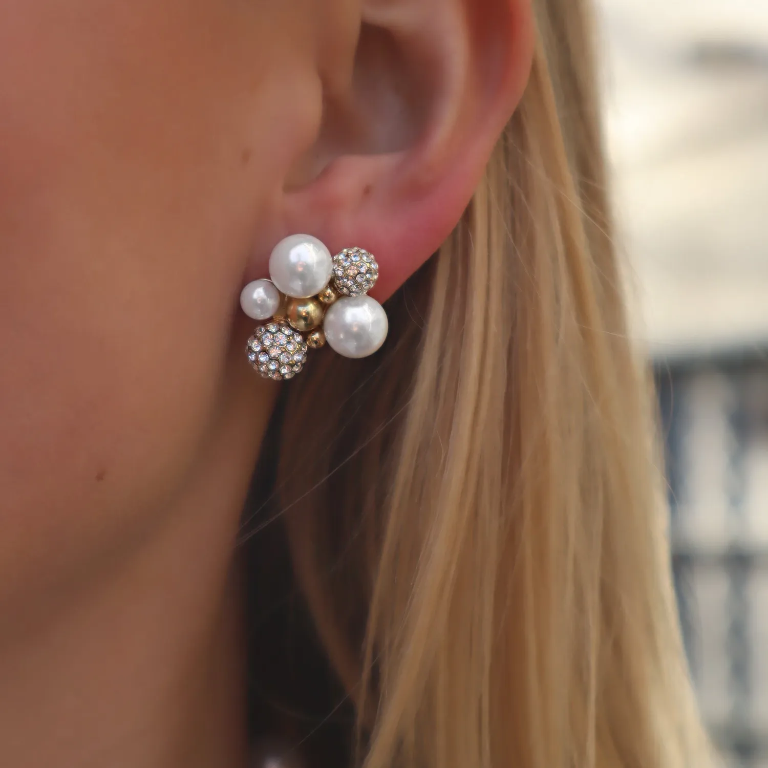 IOAKU Berry Pearl Sparkle Studs øredobber hvit nikkel­frie